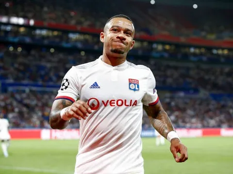 Depay và đồng đội suýt ôm hận vì chân sút từng lập cú đúp trước Việt Nam