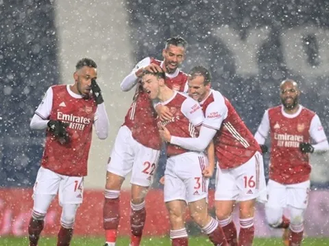 ĐHTB vòng 17 EPL: Chỉ 1 sao Man Utd góp mặt; Arsenal 'chiếm sóng'