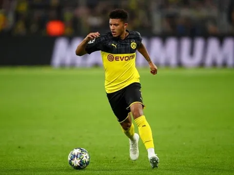 Đại diện 'gạ' Man Utd, sao Brazil sẽ là người thay thế Sancho?