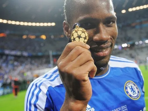 Didier Drogba nói gì về việc Eden Hazard rời Chelsea?