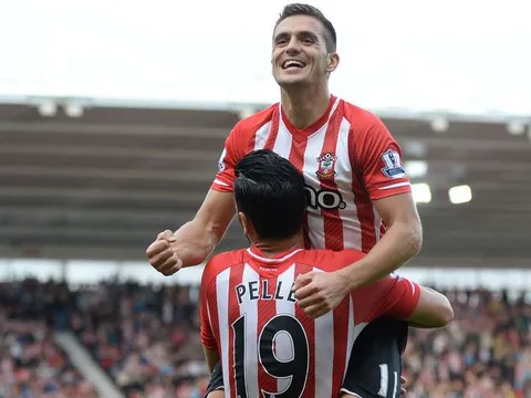 Điểm danh 6 cầu thủ duy nhất từng có 4 kiến tạo/trận ở Premier League