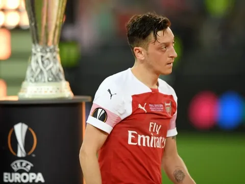 Điểm tin tối 27/08: "Quái thú" gây loạn M.U; Chốt vụ Ozil không ngờ