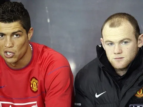 Điều gì đã xảy ra ở lần đầu Ronaldo gặp Rooney?
