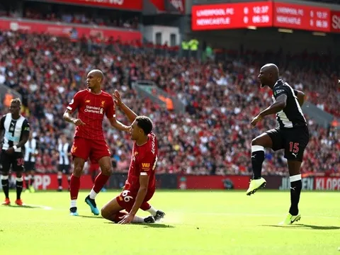 'Có phải Arnold nên làm tốt hơn?'