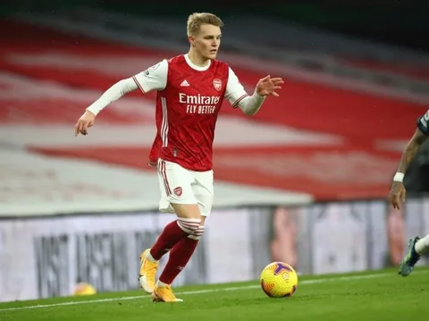 "Đó là vị trí yếu nhất của Arsenal..."