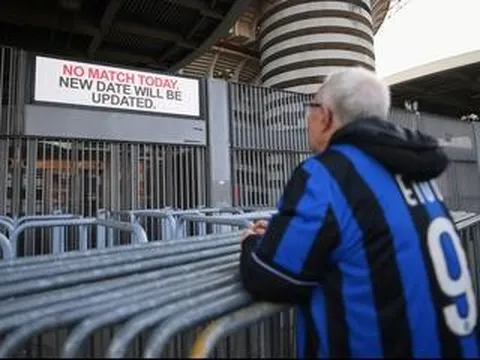 'Đó là viễn cảnh tồi tệ nhất cho Serie A bởi virus corona'