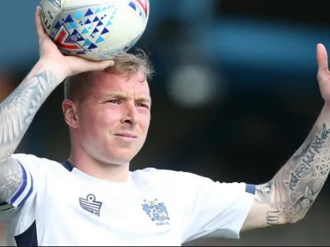 Đội bóng 'đáng thương'! Bị trừ 12 điểm, 6 trận liền không được đá