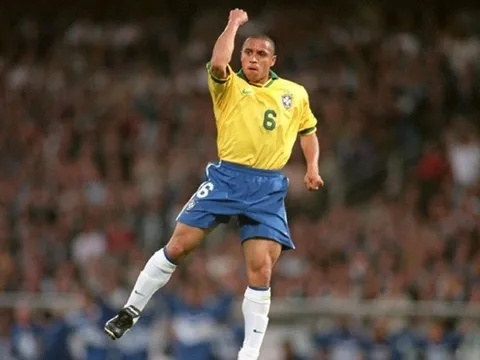 Đội hình tí hon khuấy đảo bóng đá TG: Đại bác tuyến 3 và máy chém 1m7