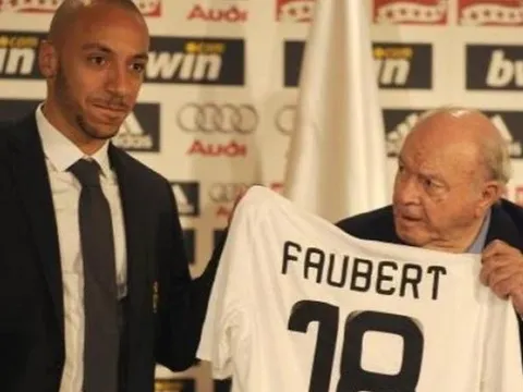 Đội hình 11 chữ ký tệ nhất Real thế kỷ 21: Siêu quậy Ý, 'Alonso lởm'