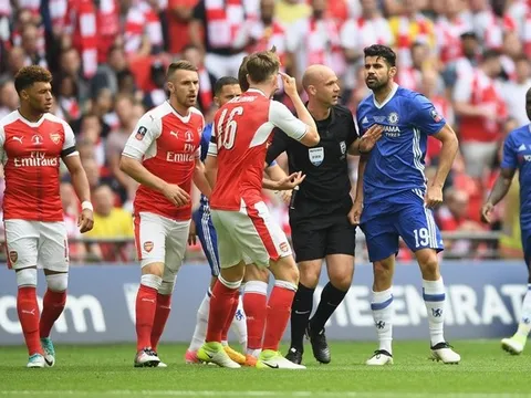 Đội hình Arsenal thắng Chelsea 2-1 ở chung kết FA Cup 2017 giờ ra sao?