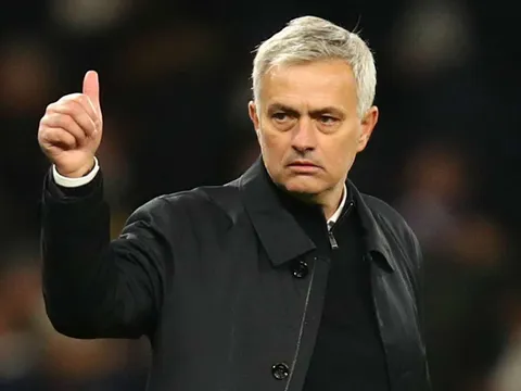 Đội hình cực khủng do Mourinho bình chọn: Chelsea chiếm ưu thế, Ronaldo góp mặt?