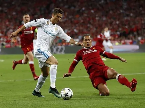 Đội hình hay nhất thập kỷ theo IFFHS: Real thống trị; Van Dijk đơn độc