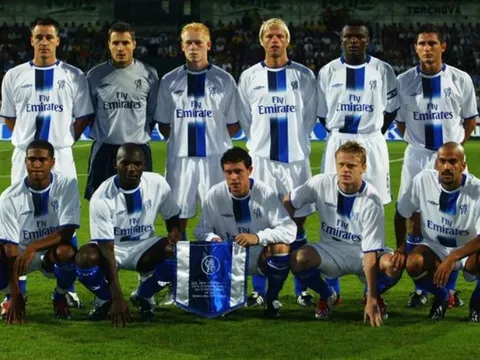 Đội hình ra sân của Chelsea lần đầu tiên kể từ khi Roman Abramovich nắm quyền