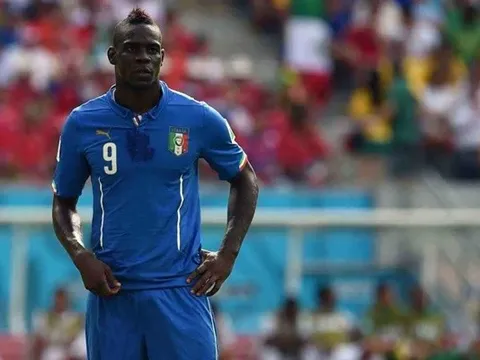 Đội hình tiêu biểu của Mario Balotelli: Song sát "Bọ chét nguyên tử" - "Người ngoài hành tinh"