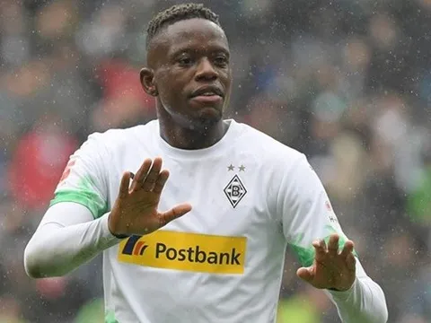 Đối tác chốt giá bán "tiểu Vieira", thành Manchester mở hội