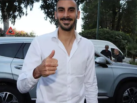 Đón cựu hậu vệ Chelsea, hàng phòng ngự AS Roma dần được định hình