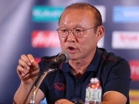Trả lời báo Hàn Quốc, Thầy Park nói không vội trong việc gia hạn hợp đồng với VFF