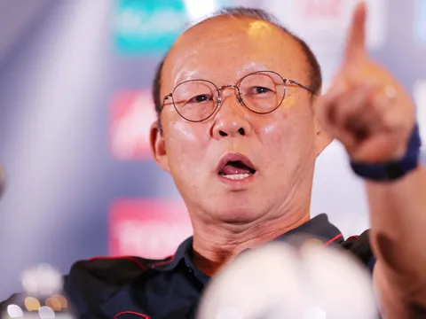 HLV Park Hang-seo quan tâm đến ĐT Thái Lan như thế nào?