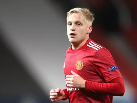 Bị Solsa thất sủng, Van de Beek chốt tương lai đầy quyết đoán