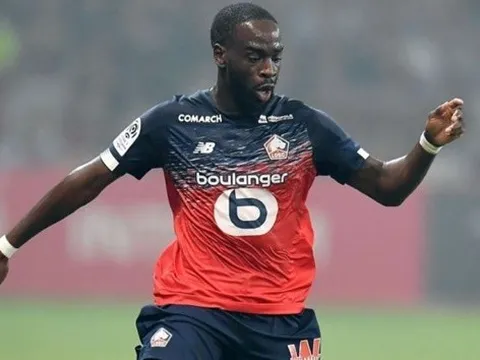 Dortmund chuẩn bị tương lai không Sancho, muốn chiêu mộ “mũi khoan đánh biên” tại Ligue 1