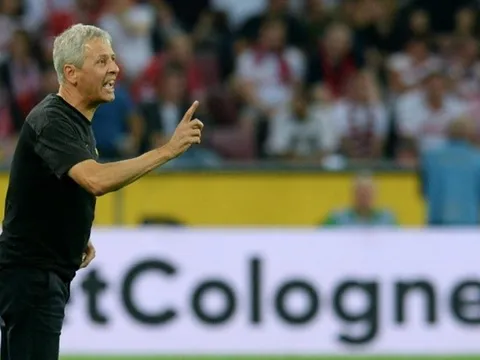 Dortmund lội ngược dòng, Favre chỉ ra bí quyết hoàn hảo để có chiến thắng