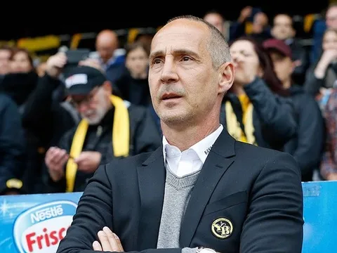 Dortmund nhắm "kẻ chinh phục danh hiệu" nhằm thay thế Favre