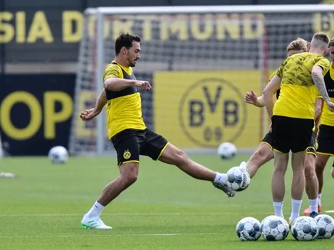 Dortmund nhận cú hích, chào đón “lá chắn thép” trở lại