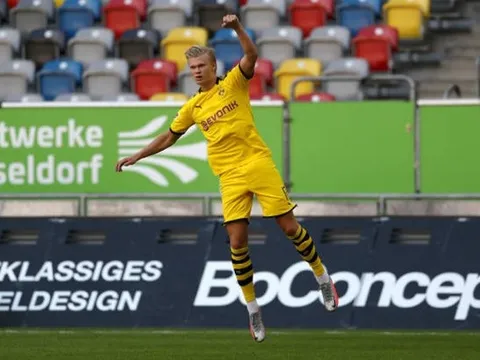 Dortmund thắng trận, NHM ca ngợi Haaland: "Một chữ ký chất lượng, người hùng của đội bóng"