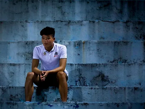 Sếp lớn CLB Hà Nội lên tiếng về tương lai của Phí Minh Long