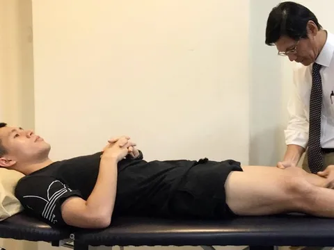 Hôm nay trò cưng thầy Park, Trần Đình Trọng chính thức lên bàn mổ