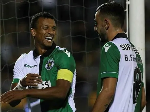 "Đừng chọn Man City hay bất kỳ đội nào khác, cậu hãy đến M.U!"