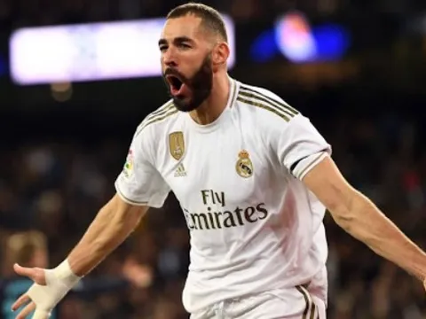 Dùng động thái lạ, Benzema muốn đòi "đặc ân mới" ở Real