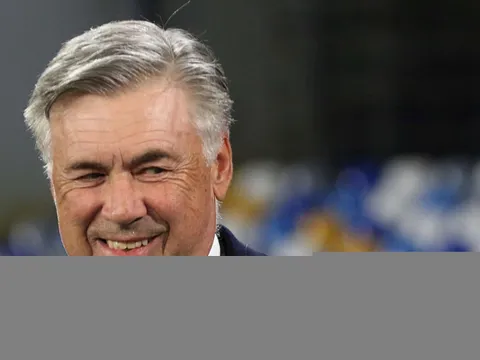 Đúng như mong đợi, Ancelotti đã được 'chế meme' siêu hài hước
