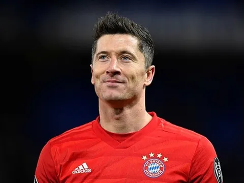 "Đúng, Ronaldo và Ramos đã đến hỏi tôi việc gia nhập Real Madrid"