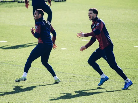 Đụng thứ dữ, Man City vẫn không hề e dè