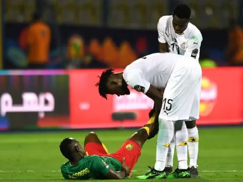 Đứng trước nguy cơ bị loại, tuyển thủ Ghana vẫn có hành động đẹp với đối thủ