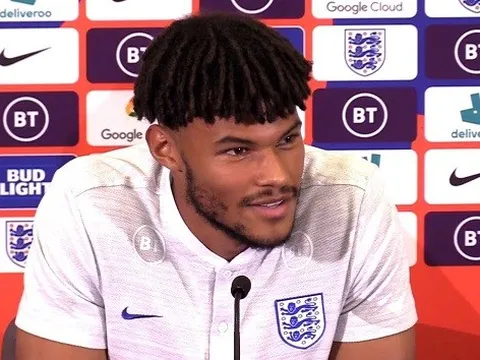 'Được nhắc đến trong cùng một câu với anh ấy là điều cực kỳ tích cực'