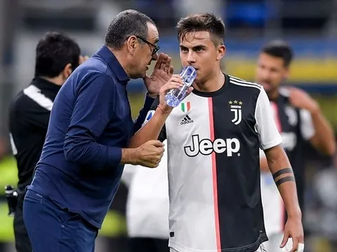 Sarri bị Juventus sa thải, Dybala gửi thông điệp ấm lòng