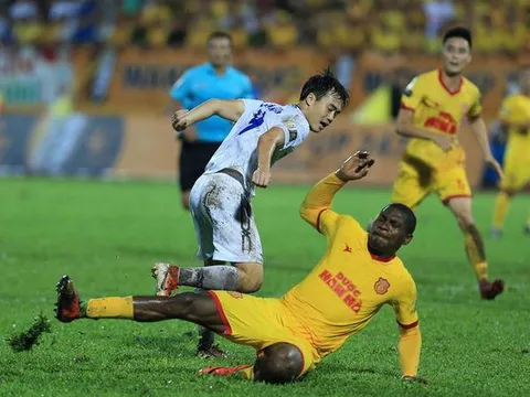Chuyên gia Việt : "Ông Park giúp V-League tạo ra một luồng không khí mới mẻ"