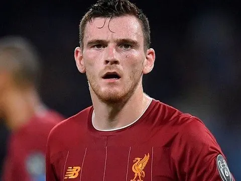 Sao Liverpool hé lộ lý do ''chưa nhìn vào bảng xếp hạng''