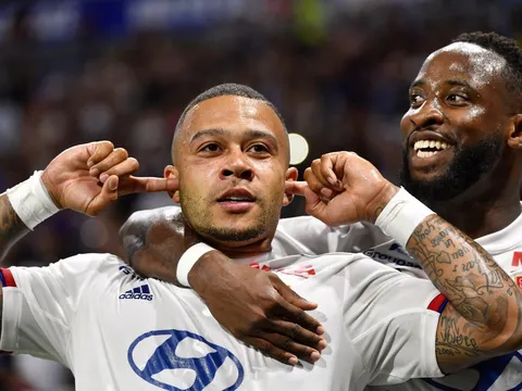 CĐV M.U: 'Hãy mang cậu ấy trở lại ngay, chúng ta đã bán quá vội vàng'