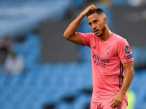 Eden Hazard phải thức tỉnh!