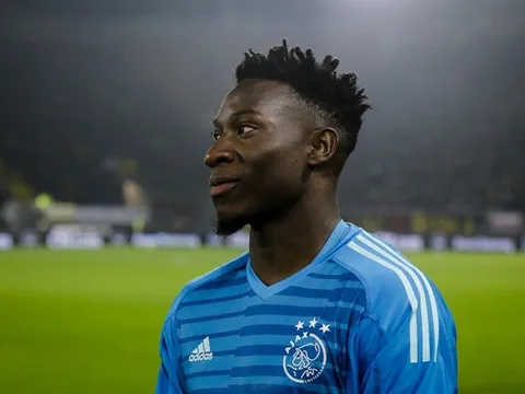 Tìm người thay Kepa, Chelsea nhận cú sốc từ Ajax Amsterdam