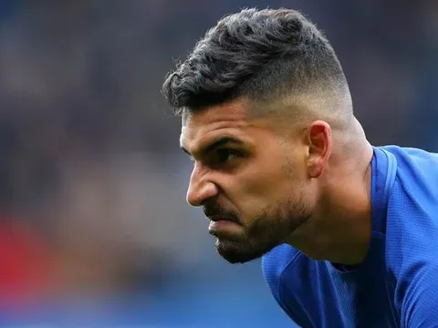 Hợp đồng 3 năm nữa mới đáo hạn, Chelsea đã vội vã trói chân trụ cột