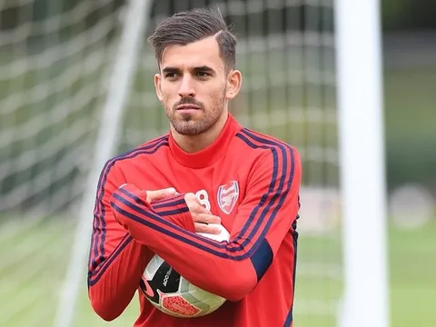 Emery: 'Cậu ta bị đá vào mắt cá chân, tôi nghĩ đã xong rồi nhưng...'