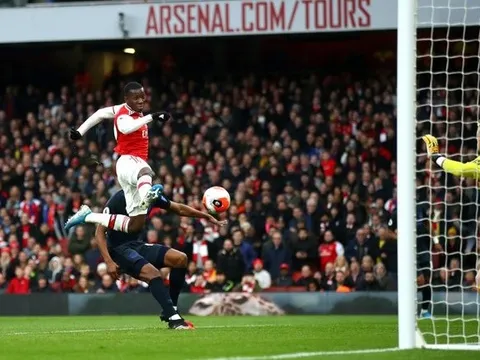Nketiah và Saka làm điều Arsenal không thể làm từ năm 2008