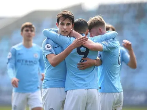 XONG! Pep xác nhận, sao Man City rời Etihad chuẩn bị tới Barca