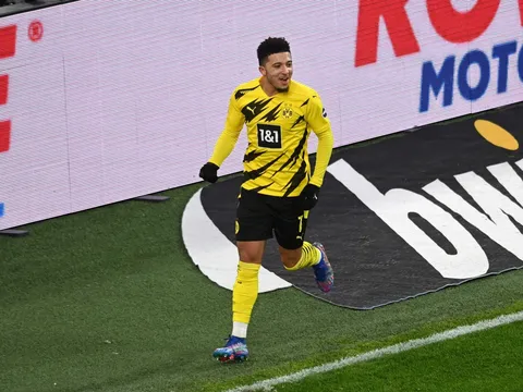 Jadon Sancho đang bùng nổ dữ dội trở lại