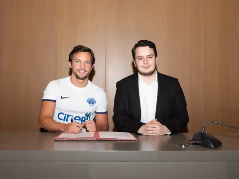 CHÍNH THỨC! Chelsea chia tay nhà vô địch Premier League