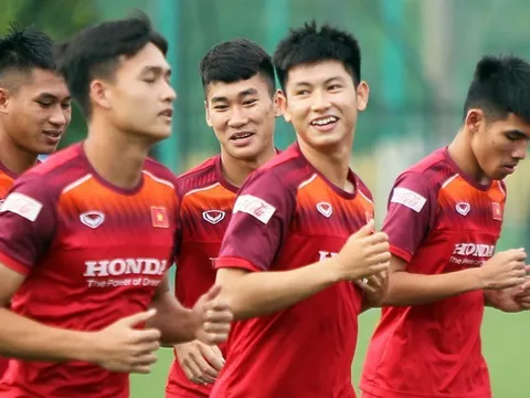 Điểm tin bóng đá Việt Nam tối 05/10: Trọng Hùng hay hơn Phan Văn Đức